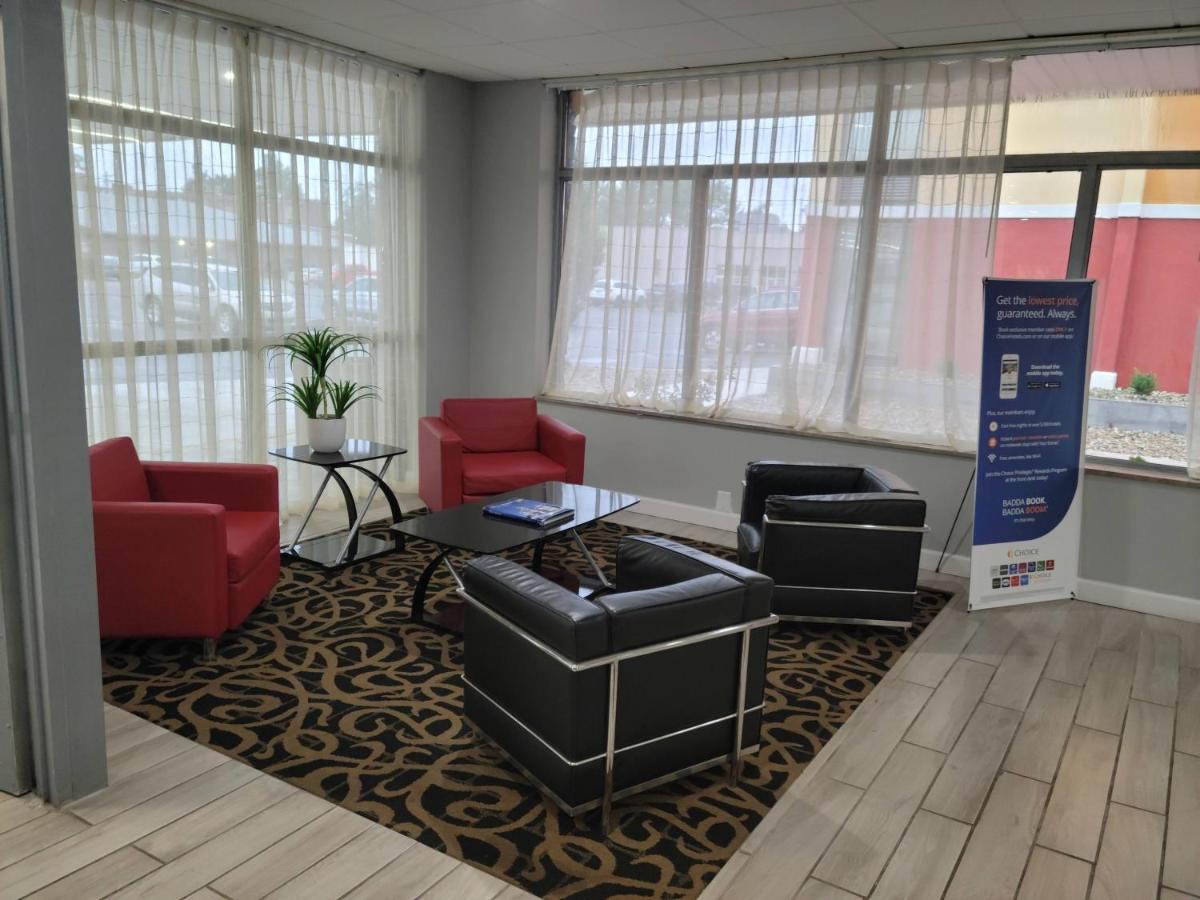 Quality Inn Terre Haute University Area Exterior foto