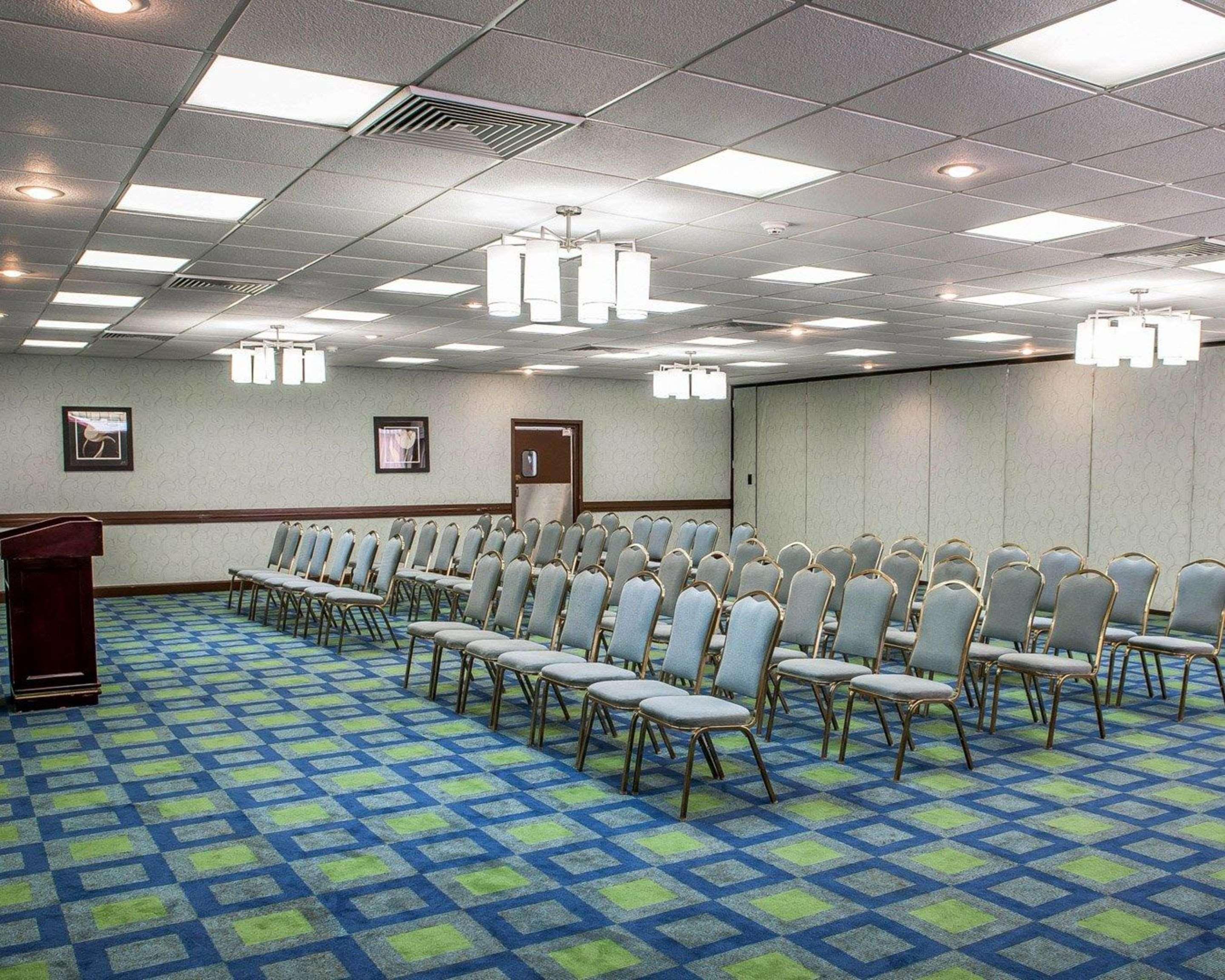Quality Inn Terre Haute University Area Exterior foto