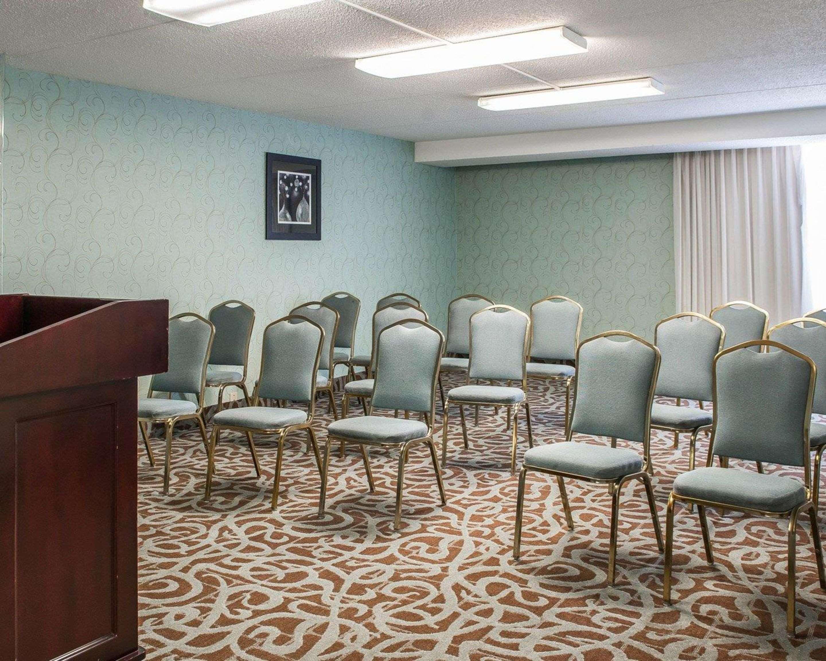 Quality Inn Terre Haute University Area Exterior foto