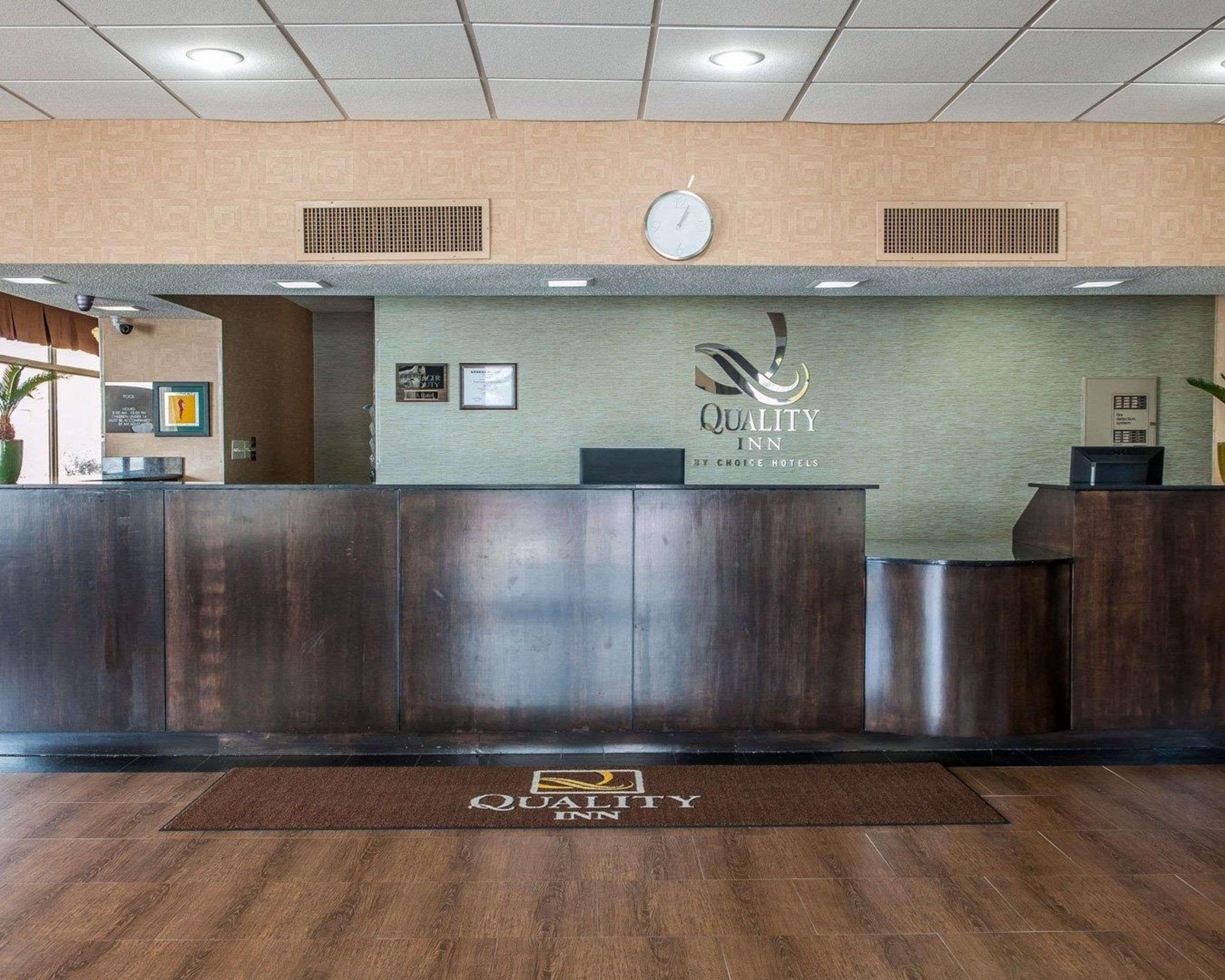 Quality Inn Terre Haute University Area Exterior foto