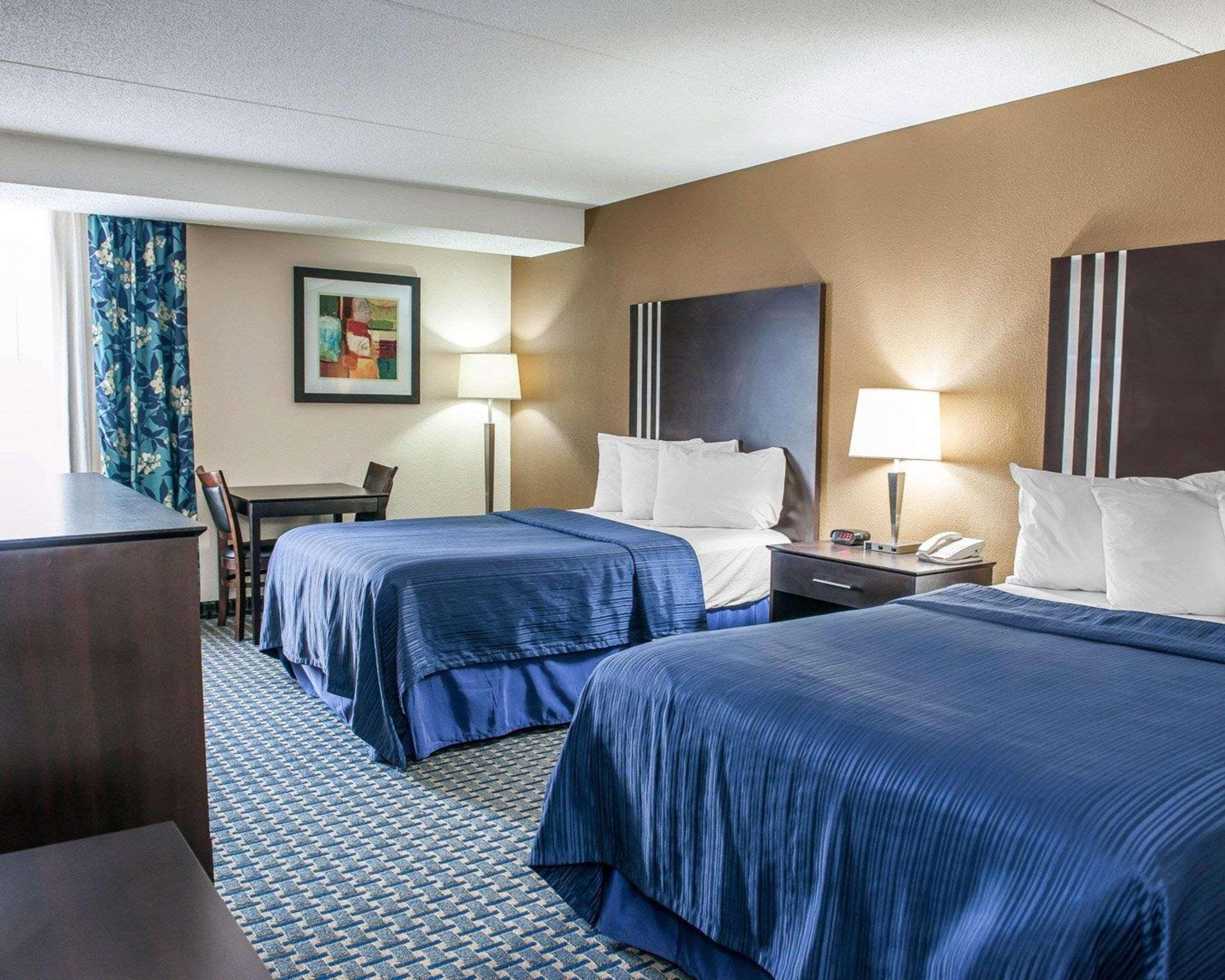 Quality Inn Terre Haute University Area Exterior foto